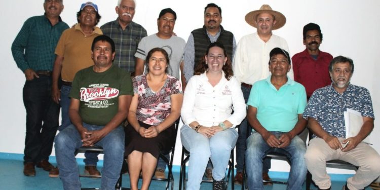 Trabajan plan de apoyo a sector pesquero ante escasez de agua en lago de Cuitzeo