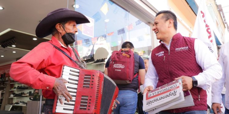 Brigadas de Torres Piña se despliegan en Zitácuaro en defensa de la 4T