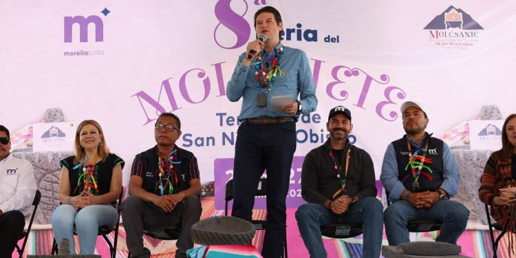 Molcajetes, artesanías y deliciosa gastronomía, en San Nicolas Obispo