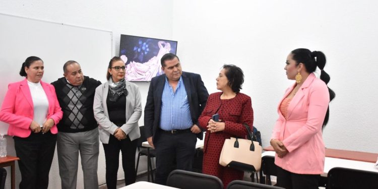 Entrega 75 Legislatura Sala de Capacitación a trabajadores del Congreso