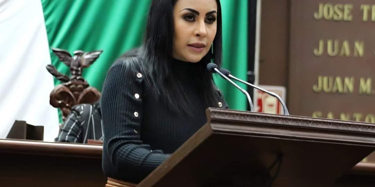 Como sociedad no se debe dar ningún margen para que violencia a las mujeres persista: Gloria Tapia