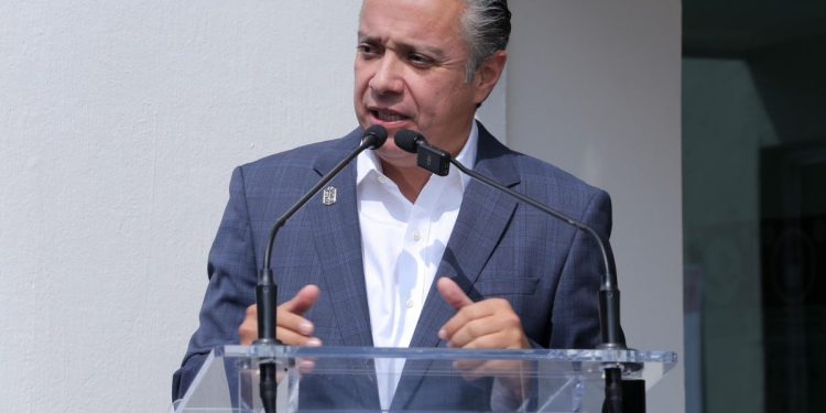 Para liquidar adeudos históricos paga Finanzas al SAT 185 mdp: Luis Navarro