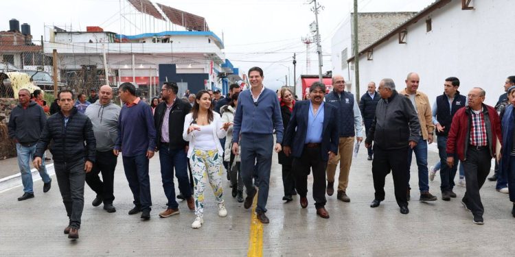 Alfonso Martínez supera en un 200% meta de intervención de calles en el Mercado de Abastos