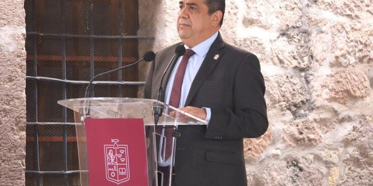 Restablecido el libre tránsito en carreteras de Michoacán: Segob