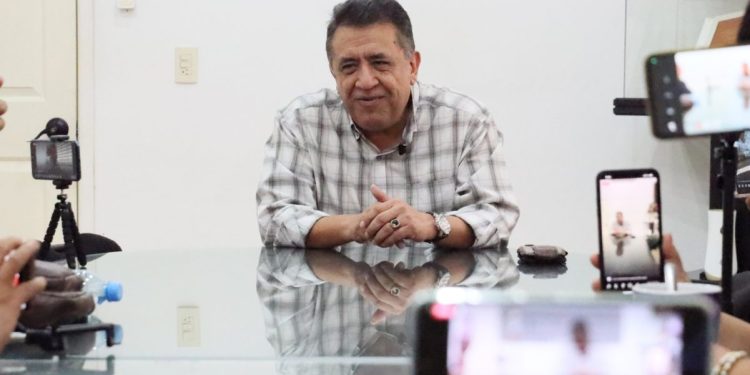 Cierra el año con ejecución de obra pública Apatzingán