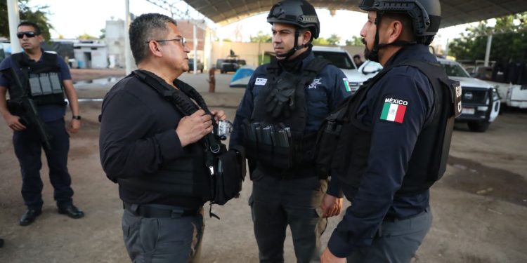 Titular de SSP continúa con el fortalecimiento al esquema de seguridad, en la Tierra Caliente