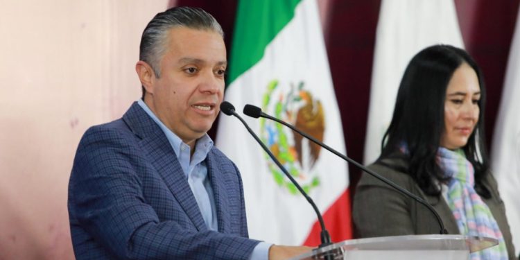 Bancos contribuyen a dinámica económica de Michoacán: Luis Navarro