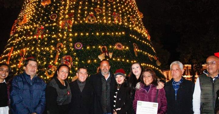 Inaugura Julio Arreola el Fantástico Nacimiento Monumental