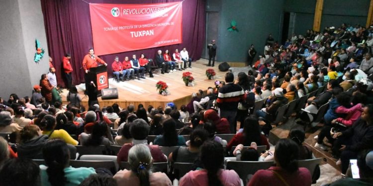 El PRI listo para construir con militantes del PAN y el PRD: Memo Valencia