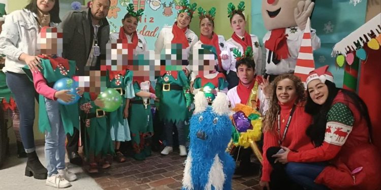 SSP lleva juguetes y alegría a pacientes del IMSS, en Charo