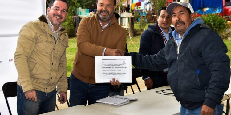 Destinan 12 mdp para ampliación de viviendas en comunidades de Pátzcuaro
