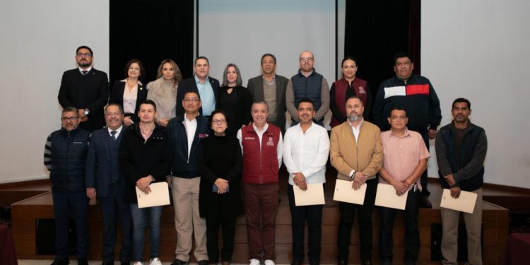 Pide Luis Navarro a entes de gobierno que armonicen su contabilidad