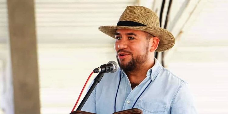 Celebra Reyes Galindo histórica visión de potencial económico en La Huacana y Arteaga por parte del Gobierno del Estado