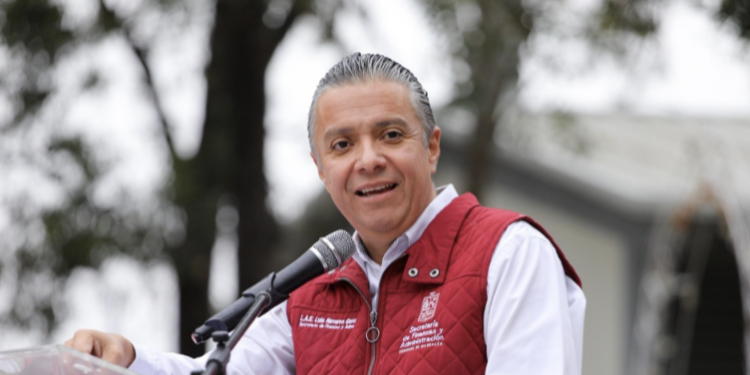 Se han realizado más de un millón 163 mil refrendos vehiculares: Luis Navarro