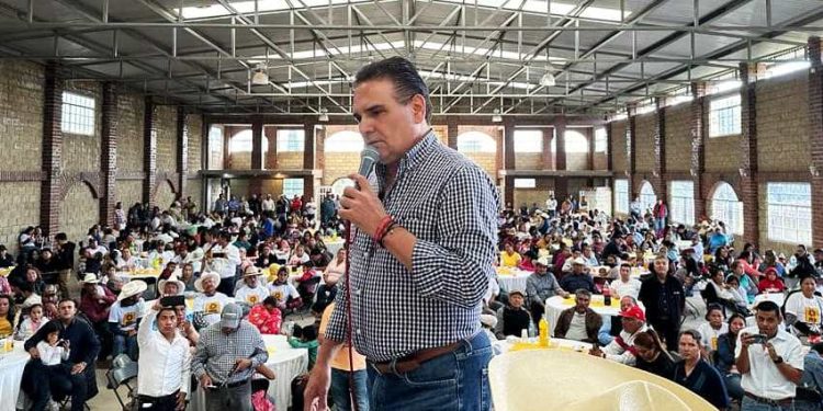 Tras la presencia de Silvano Aureoles, militantes del PRD convencidos de ser la primera fuerza del 2024 en Contepec