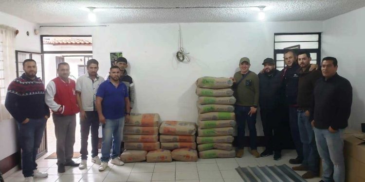 Colonias y Calles Unidas de Pátzcuaro amplía su apoyo a sectores vulnerables