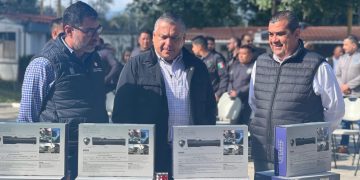 Elías Ibarra entrega equipo para fortalecer la Policía Procesal de Michoacán