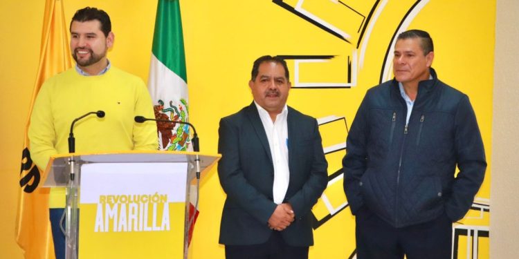 Exige PRD Michoacán al Gobernador rendir cuentas de su “paseo” por Europa
