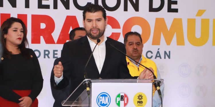 Firman PAN, PRI y PRD intención de candidatura común; se notifica también al IEM