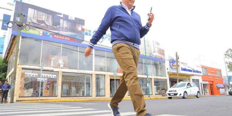 Juan Carlos Barragán pide a la SICT evaluar el tope de la Av. Madero Poniente, que ha generado accidentes y fallecidos