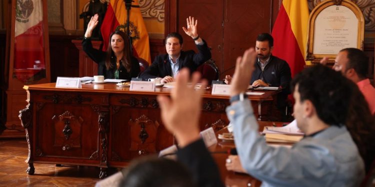 Presentan y aprueban manuales de organización de dependencias del Ayuntamiento de Morelia