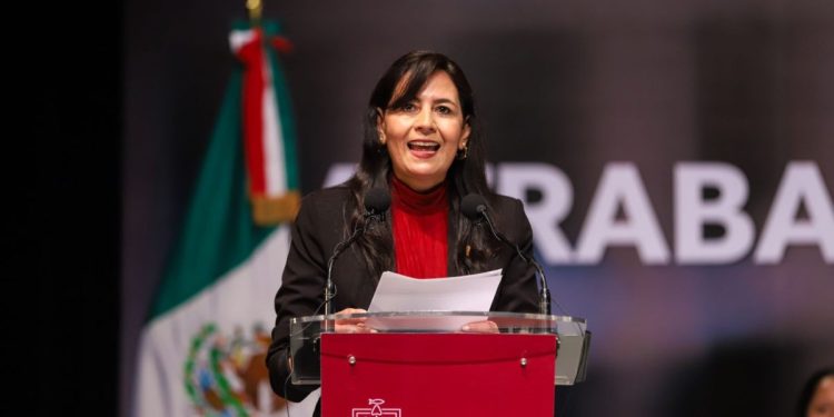 Docentes esperaron hasta 15 años para basificación: SEE