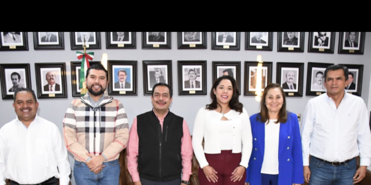 Gobiernos de coalición en los municipios, propuesta de mesas de negociación entre PRI, PAN y PRD: Enrique Rojas