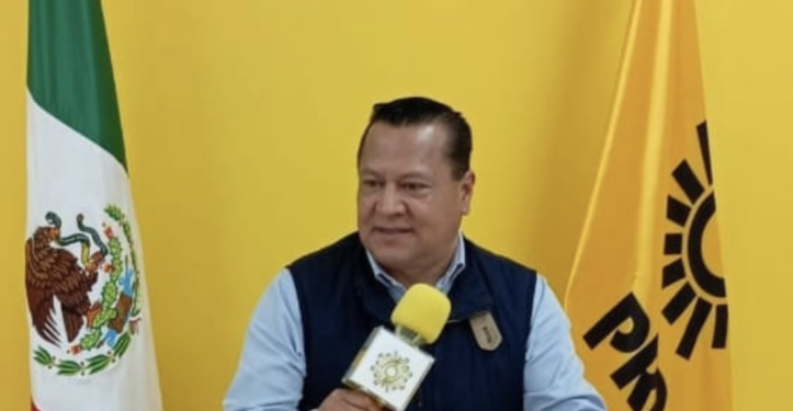 Convoca a la unidad Martín García a perredistas