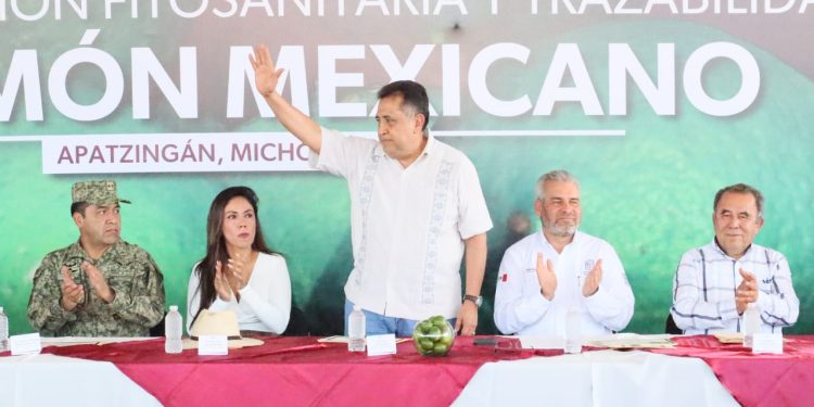 Rinden protesta integrantes de la Junta Local de Sanidad Vegetal de Apatzingán