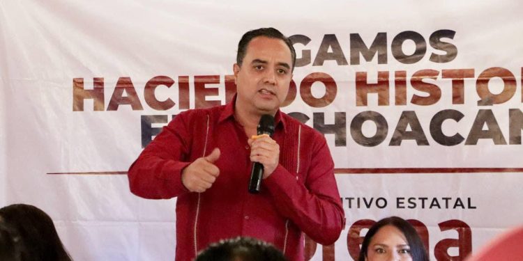 En todo Michoacán, Morena está en movimiento: JP Celis
