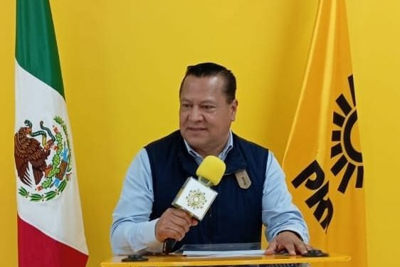 Convoca a la unidad Martín García a perredistas