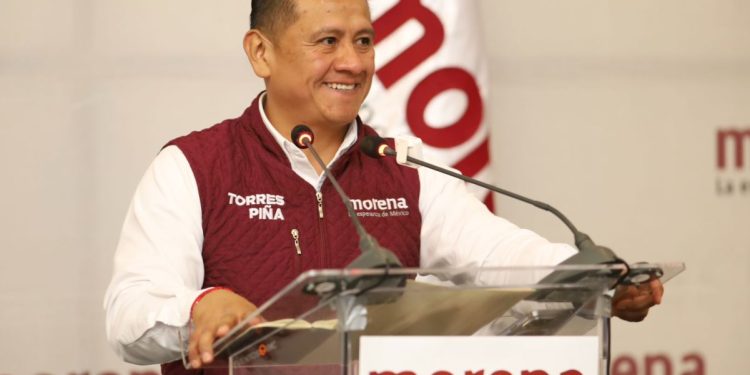 Combate a la corrupción garantiza justicia laboral para maestros de Michoacán: Torres Piña