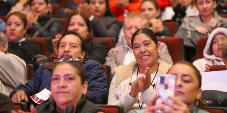 Michoacán hace historia con basificación digital de docentes