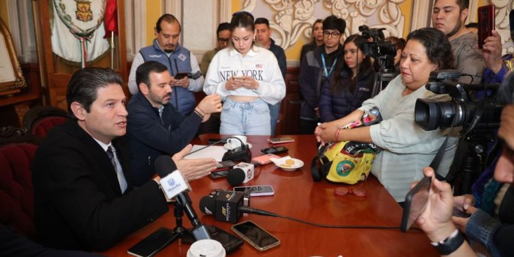 Antros y bares operaban con total libertinaje en pasada administración: Alfonso Martínez