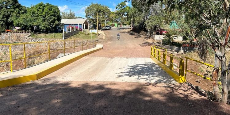 Concluye SCOP ampliación de puente vehicular en Buenavista