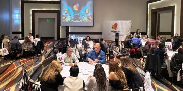 Michoacán presume riqueza turística en Feria de León