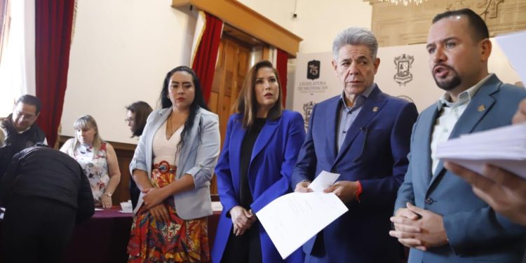 Niñas y niños con quemaduras reciben apoyos de la 75 Legislatura