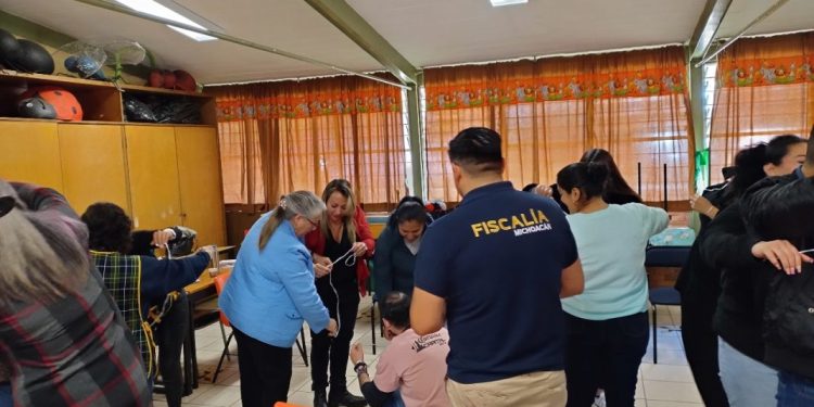 En Morelia, capacita FGE a personal docente del CAPEP No. 1 en materia de resolución de conflictos