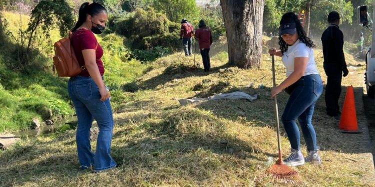 Gobierno Municipal y ciudadanía, participan en jornada de limpieza