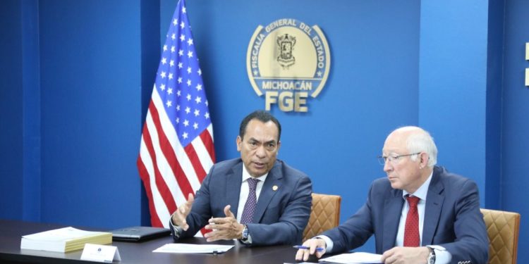 Visita Embajador de Estados Unidos en México, instalaciones de la Fiscalía General del Estado de Michoacán