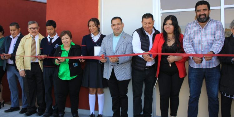 Continúa el compromiso con la educación en Tarímbaro