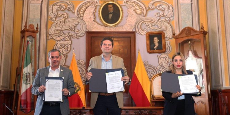 Policía Morelia firma convenio para realizar labores de investigación