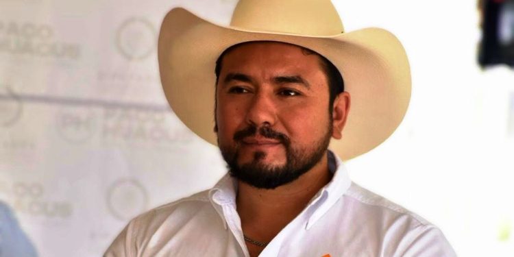 En el Distrito de Apatzingán arropan a Julio Moreno en la suplencia a Diputado Federal de Fuerza y Corazón por México