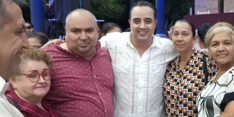 Morenistas de Parácuaro reconocen unidad y trabajo de su dirigente estatal y los líderes referentes en la entidad; Barajas Mora