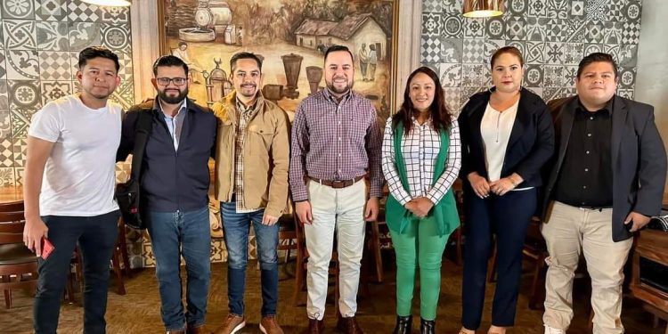 Participación ciudadana, factor fundamental para solucionar conflictos sociales: Reyes Galindo