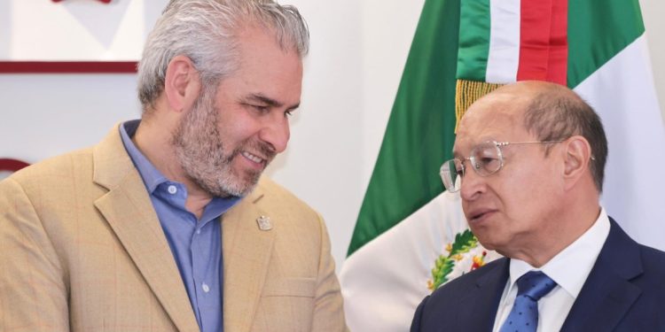 Localiza Guardián Forestal 813 huertas irregulares de aguacate