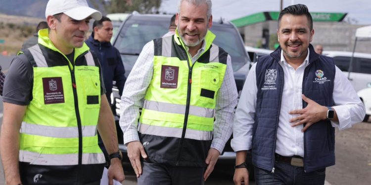 Entregadas en tiempo y forma 29 obras regionales del Faeispum: Bedolla