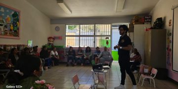 Imparte FGE taller “Control de emociones y límites en la niñez” a padres de familia de un Jardín de Niños en Jungapeo