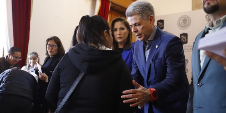 Impulsa Hernández Peña iniciativa por el derecho a un entorno libre de corrupción