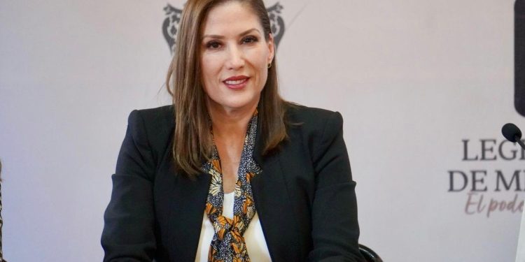 El compromiso legislativo es garantizar una vida digna para las y los michoacanos: Diputada Ivonne Pantoja